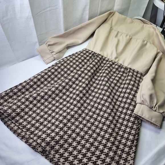 Vintage 1960s Plaza South Polyester Houndstooth Brown Dress Size Small - Picture 8 of 12